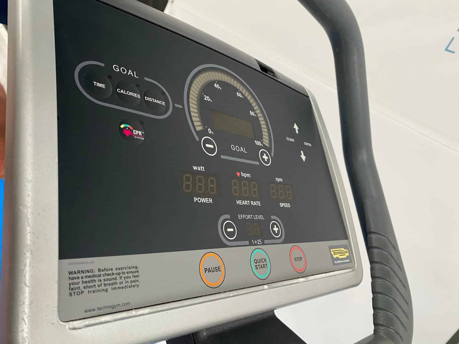 Technogym Excite 500i - Upright Bike